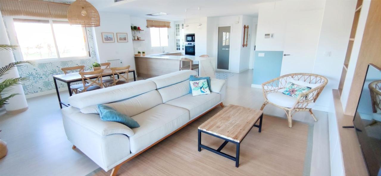 Apartamento Lagos Del Castillo By Denia Costa エクステリア 写真