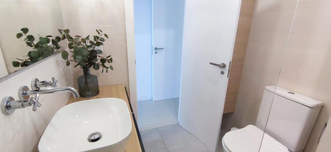 Apartamento Lagos Del Castillo By Denia Costa エクステリア 写真